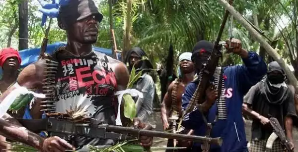Stop military invasion on Tompolo’s residence, else we attack 3 central mosques in South South – Militants